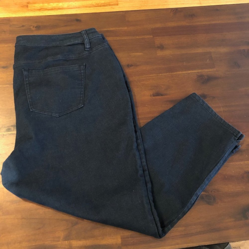 Lane Bryant dark blue jean capris
